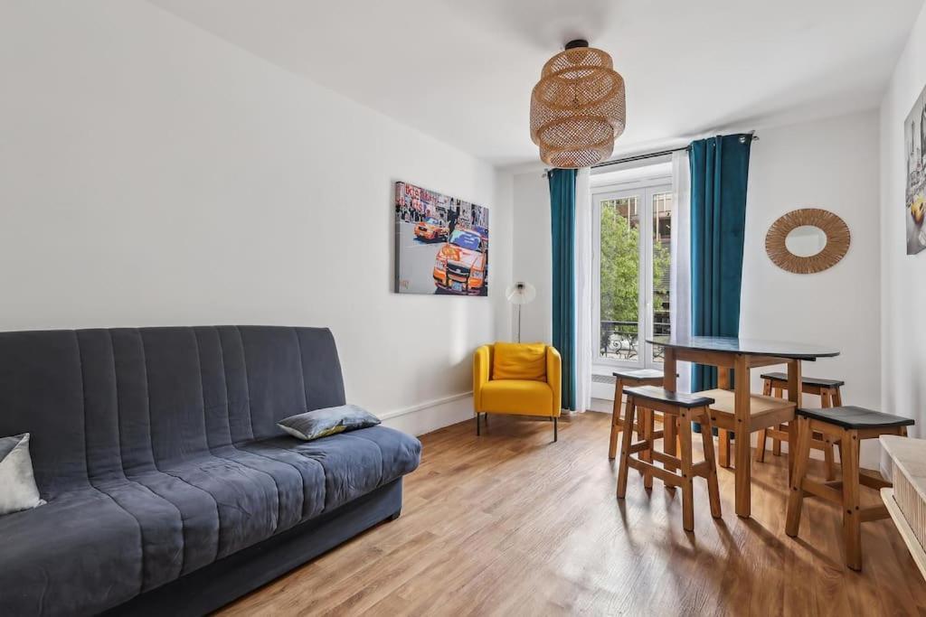 Appartement Elegant 1br In Front Of Montparnasse Tower